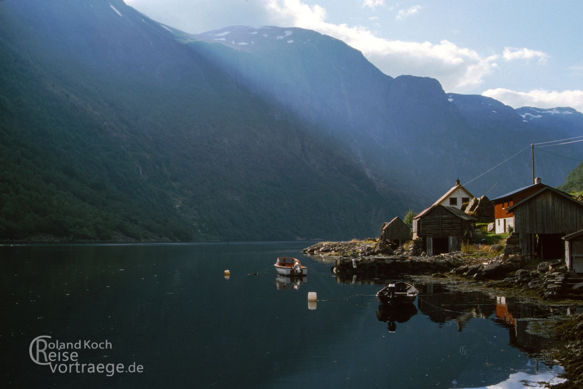 Norwegen - Naeroyfjord ein Seitenarm des Sognefjörd